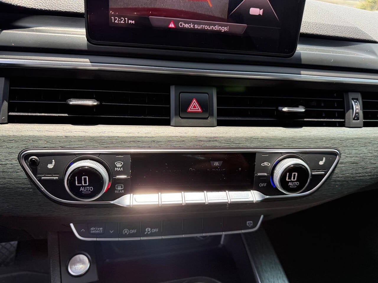 2018 Audi A4 2.0T ultra Premium 4dr Sedan w/Summer of Audi selection