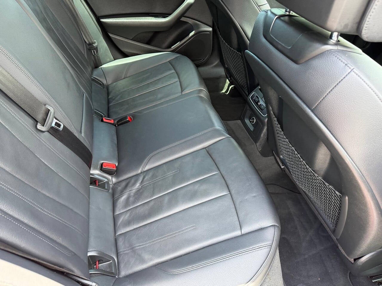 2018 Audi A4 2.0T ultra Premium 4dr Sedan w/Summer of Audi selection