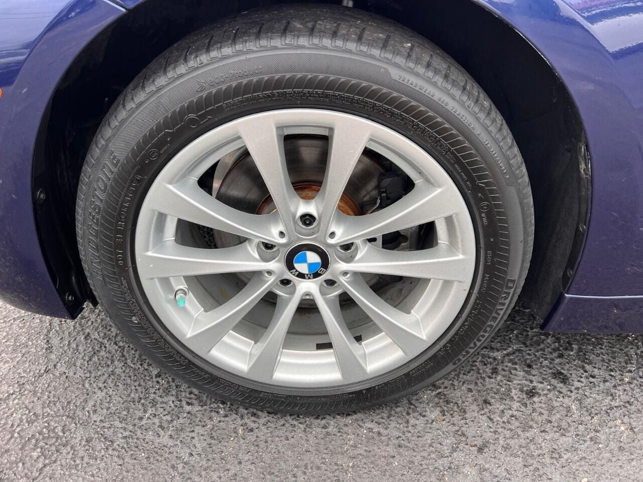2017 BMW 3 Series 320i 4dr Sedan