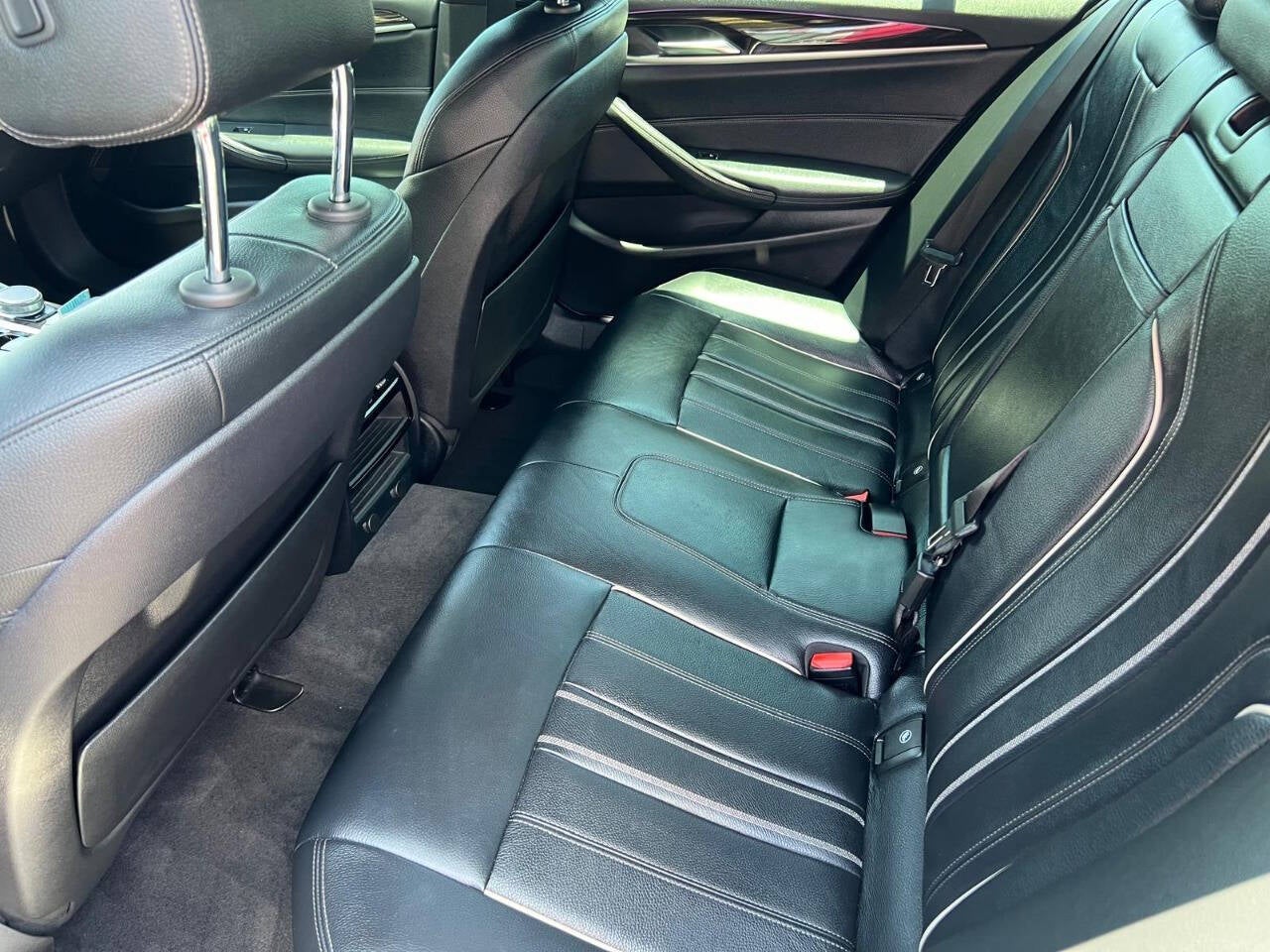 2018 BMW 5 Series 530i 4dr Sedan