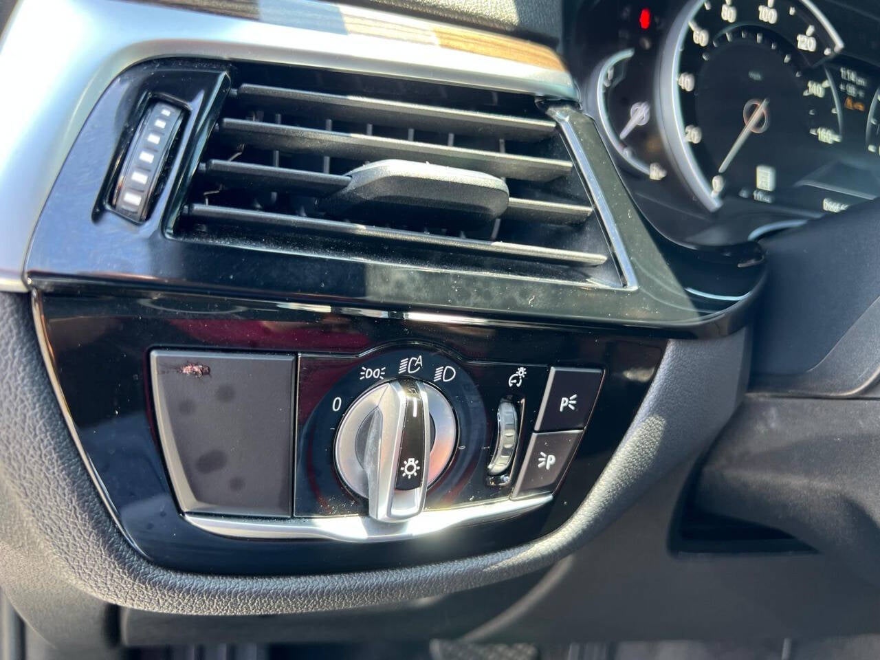 2018 BMW 5 Series 530i 4dr Sedan