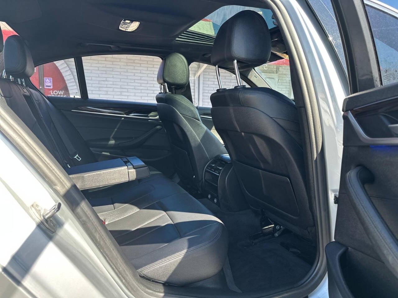 2018 BMW 5 Series 530i 4dr Sedan