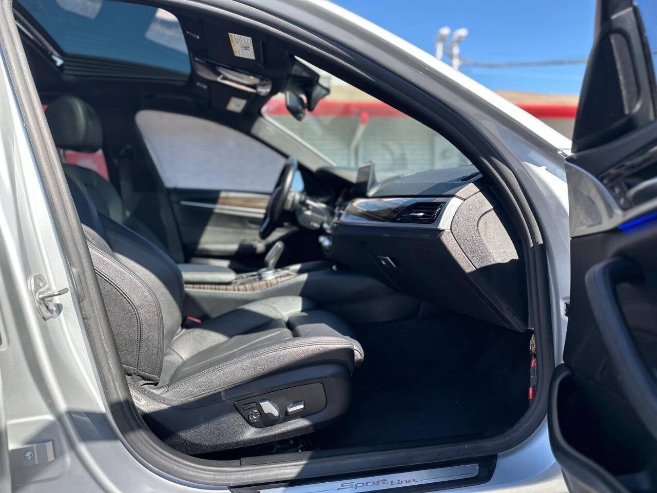 2018 BMW 5 Series 530i 4dr Sedan