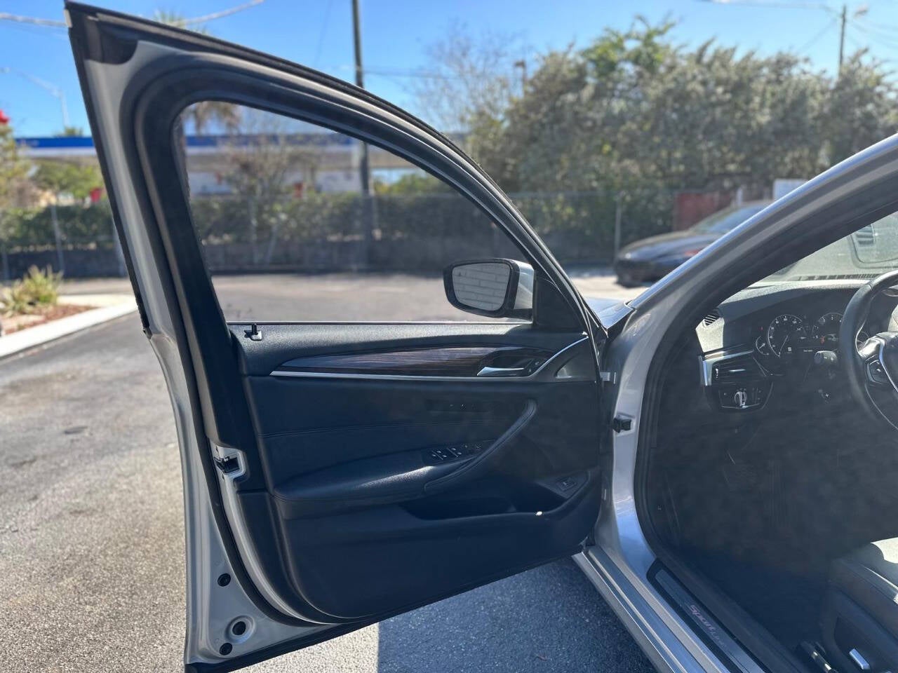 2018 BMW 5 Series 530i 4dr Sedan