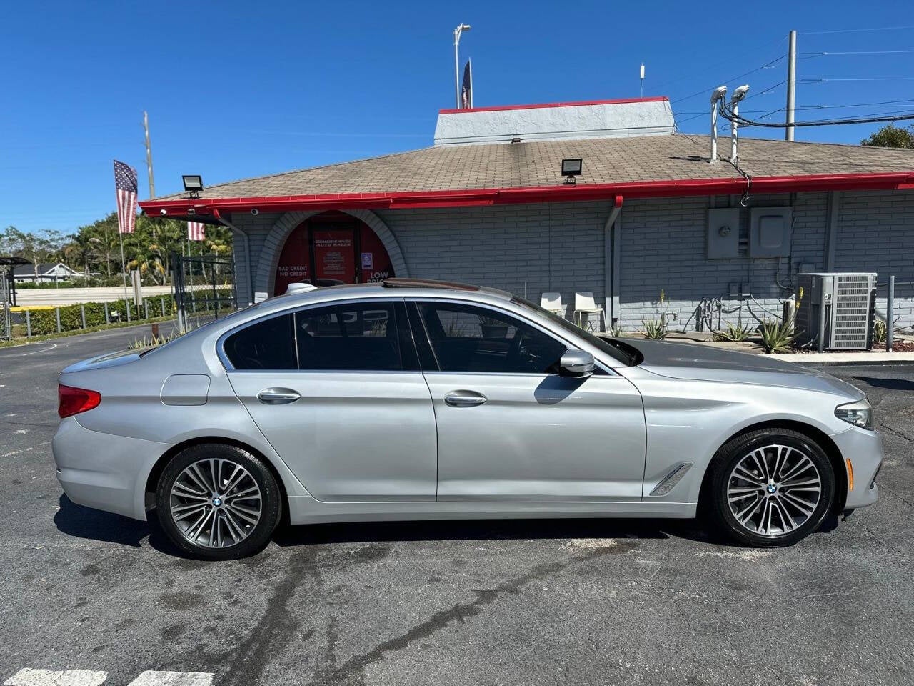 2018 BMW 5 Series 530i 4dr Sedan