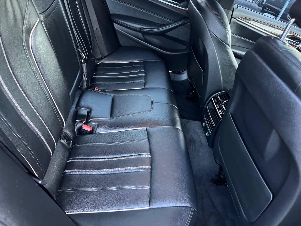 2018 BMW 5 Series 530i 4dr Sedan