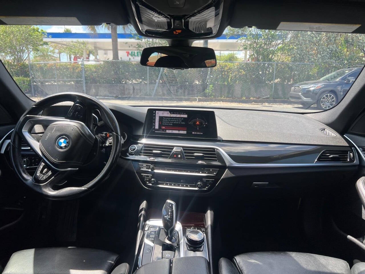 2018 BMW 5 Series 530e iPerformance 4dr Sedan