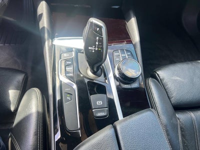 2018 BMW 5 Series 530e iPerformance 4dr Sedan