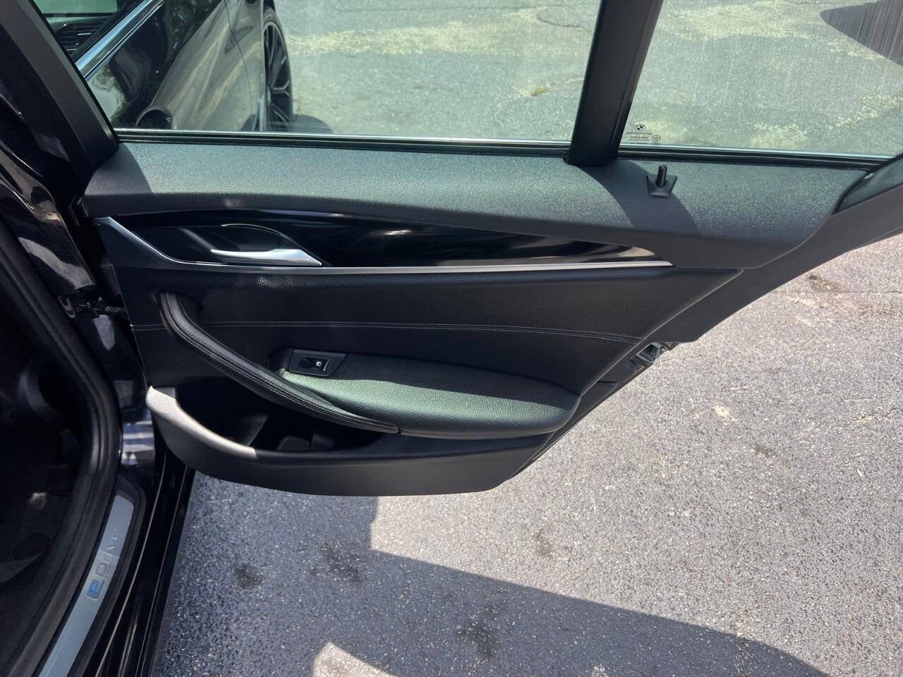 2018 BMW 5 Series 530e iPerformance 4dr Sedan