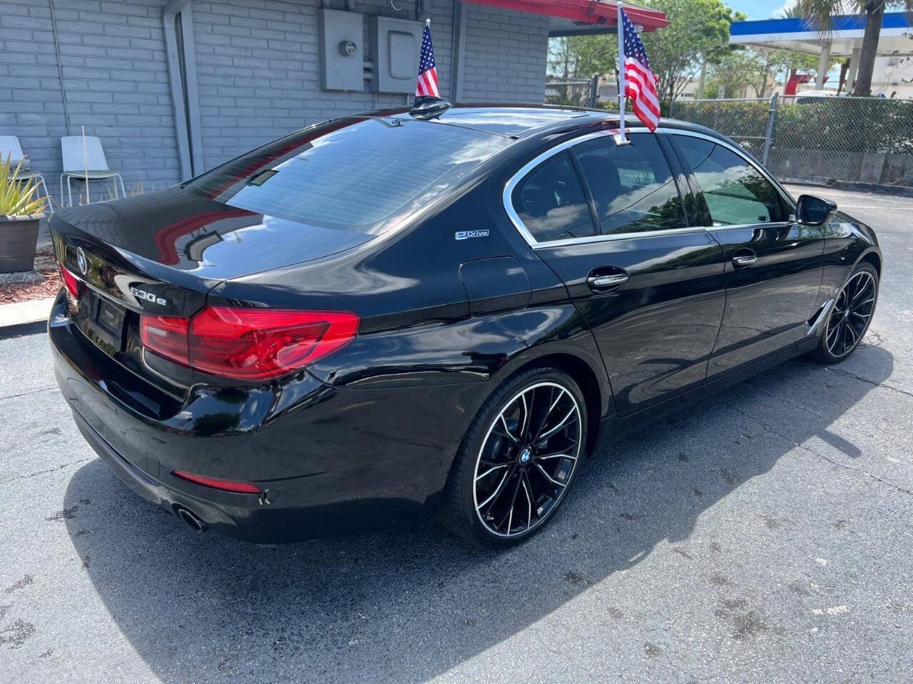2018 BMW 5 Series 530e iPerformance 4dr Sedan
