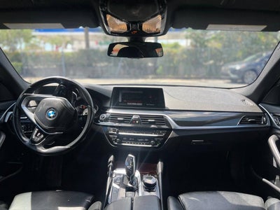 2018 BMW 5 Series 530e iPerformance 4dr Sedan