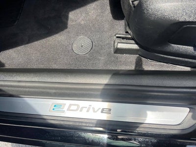 2018 BMW 5 Series 530e iPerformance 4dr Sedan