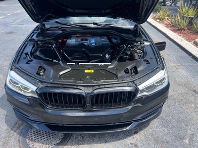 2018 BMW 5 Series 530e iPerformance 4dr Sedan