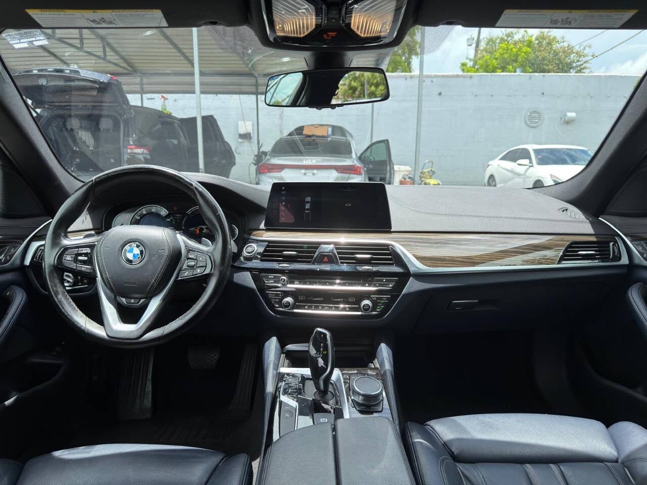 2018 BMW 5 Series 530e xDrive iPerformance AWD 4dr Sedan
