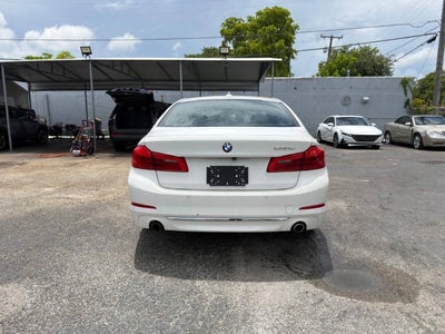 2018 BMW 5 Series 530e xDrive iPerformance AWD 4dr Sedan
