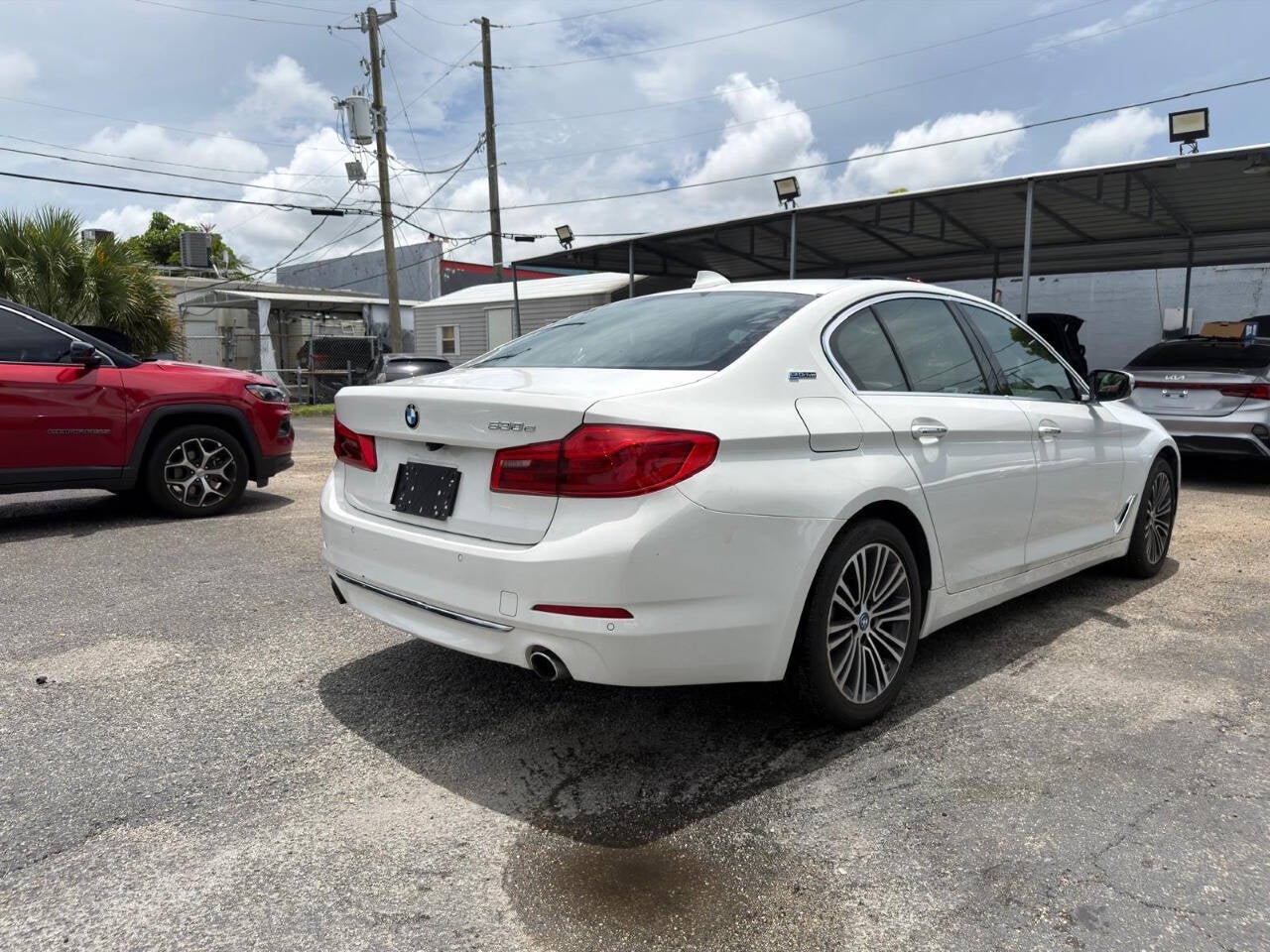 2018 BMW 5 Series 530e xDrive iPerformance AWD 4dr Sedan