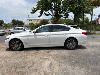 2018 BMW 5 Series 530e xDrive iPerformance AWD 4dr Sedan