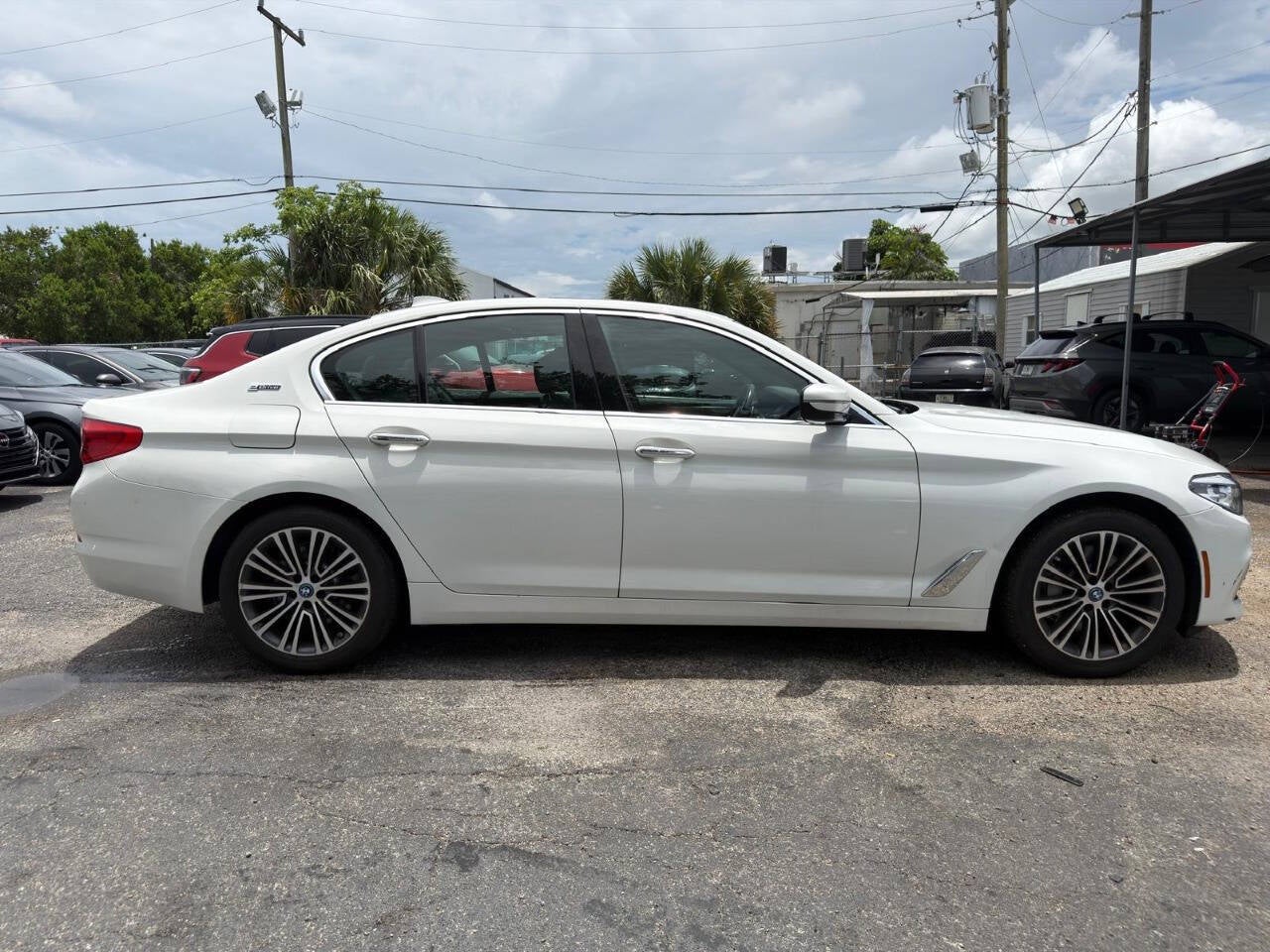 2018 BMW 5 Series 530e xDrive iPerformance AWD 4dr Sedan