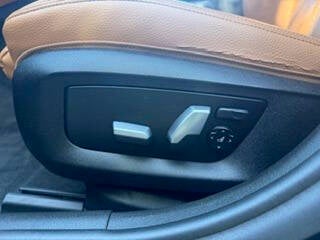 2018 BMW 5 Series 530e xDrive iPerformance AWD 4dr Sedan