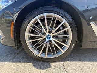 2018 BMW 5 Series 530e xDrive iPerformance AWD 4dr Sedan