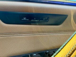 2018 BMW 5 Series 530e xDrive iPerformance AWD 4dr Sedan