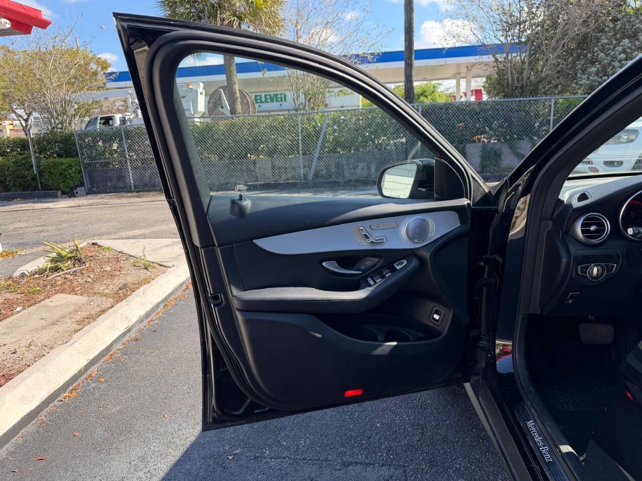 2020 Mercedes-Benz GLC GLC 300 4MATIC® AWD 4dr SUV