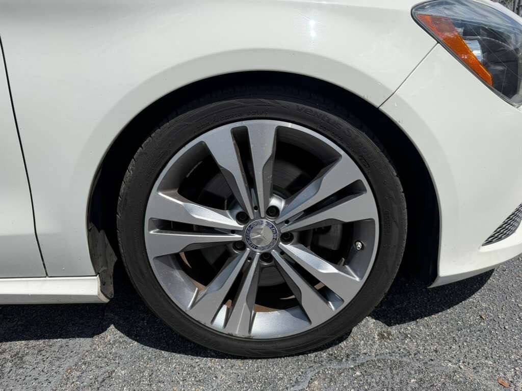 2016 Mercedes-Benz CLA CLA 250 4dr Sedan