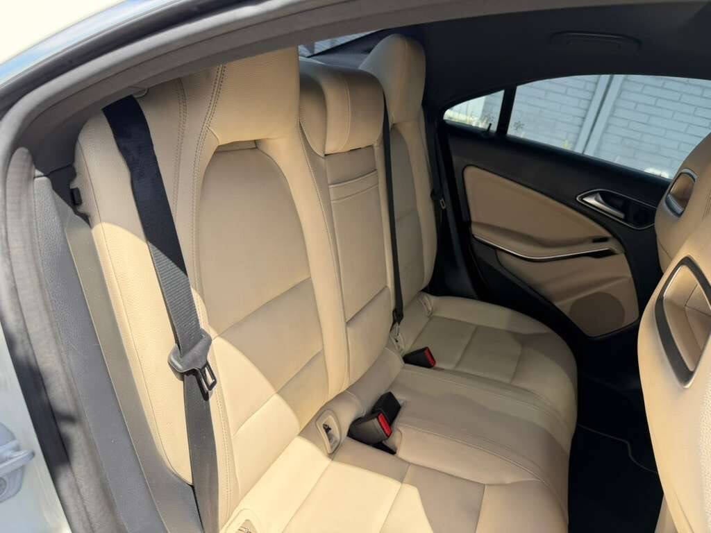 2016 Mercedes-Benz CLA CLA 250 4dr Sedan