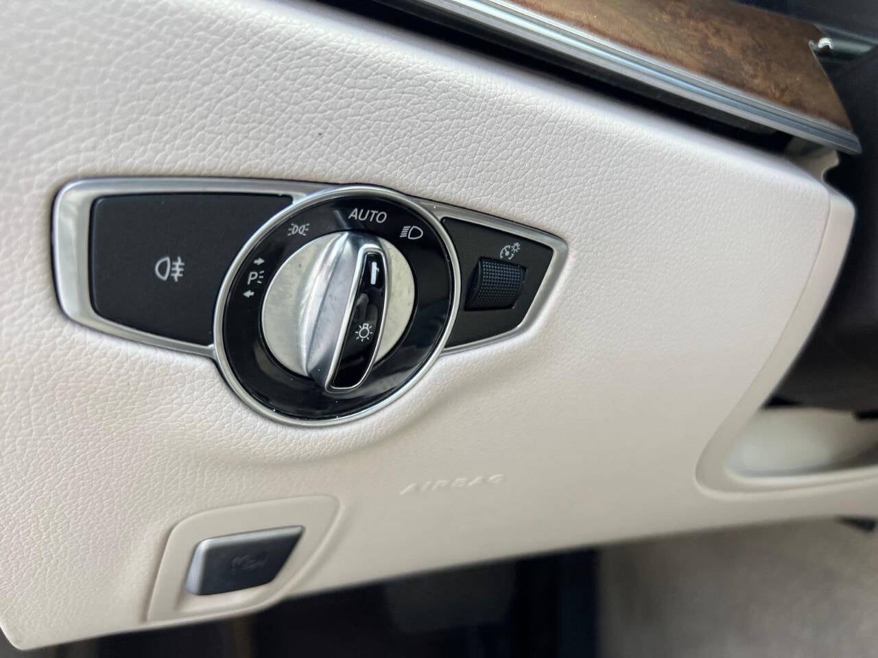 2018 Mercedes-Benz E-Class E 300 4MATIC® AWD 4dr Sedan