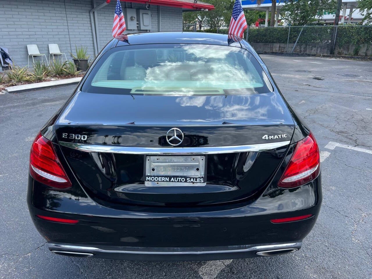 2018 Mercedes-Benz E-Class E 300 4MATIC® AWD 4dr Sedan