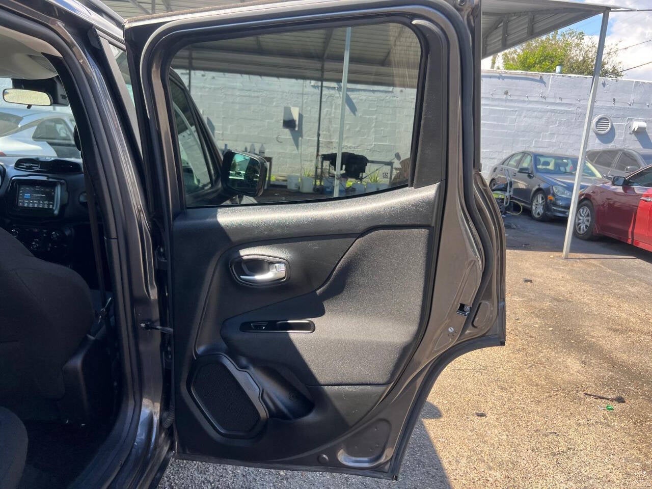 2021 Jeep Renegade Islander 4dr SUV