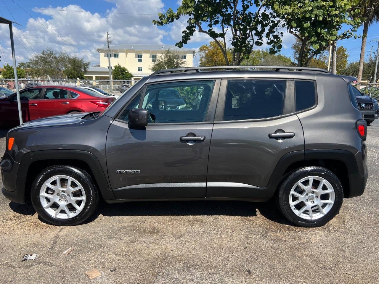 2021 Jeep Renegade Islander 4dr SUV